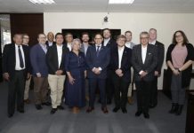 Misión de EEUU se reúne este jueves con Paz y su gabinete