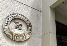 El Banco Central ‘reconstruirá’ su reserva de dólares, según Espinoza