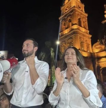 JP Velasco anuncia su candidatura a la gobernación cruceña en dupla con Paola Aguirre