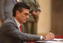 Rodrigo Paz aprueba el Decreto 5515 para gobernar a través de la tecnología desde el extranjero