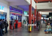 Baja demanda de pasajeros reduce precios de pasajes en buses por fin de año