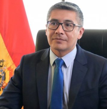 Gobierno proyecta ingresos por 2.000 millones de dólares por minería y agroindustria hasta 2027