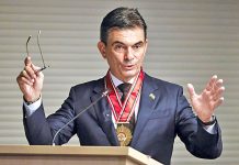 Evo y Lara piden voto castigo y Paz llama a la no injerencia