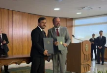 Bolivia y Brasil avanzan en integración energética con acuerdo de interconexión eléctrica