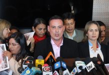 Mala gasolina: Libre pide las renuncias del ministro de Hidrocarburos y el presidente de YPFB