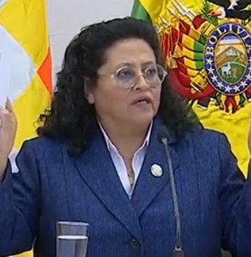 Ministerio de Salud destituye a 2 altas autoridades por presunta corrupción