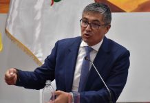 Espinoza niega devaluación del tipo de cambio y habla de “unificación del mercado”