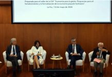 Gobierno y CAF debaten formalización de la economía popular