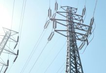 Milenio: Control estatal y subsidios frenan el abastecimiento eléctrico en Bolivia