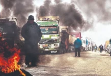 El repudio a los bloqueos promueve 10 leyes y piden castigar a los responsables