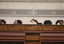 Entra en debate el receso parlamentario, hablan de no detener el trabajo