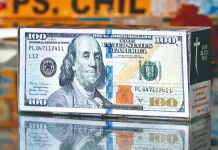 Dólar retrocede en Bolivia: baja 6 veces desde el cambio de régimen