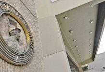 Economistas advierten que la brecha entre el dólar oficial y el paralelo persiste pese a la intervención del BCB