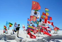 Escasez de diésel reduce a la mitad la capacidad del transporte turístico en Uyuni