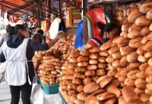 El precio del pan enfrenta tres propuestas y una nueva negociación en La Paz