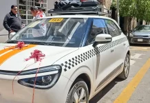 Oruro tiene taxi eléctrico de 330 kilómetros de autonomía