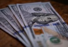 Según Asfi, la disponibilidad de dólares en bóvedas de entidades financieras bajó en 142 MM