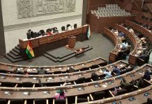 Presidente de la Cámara Baja cita al pleno para tratar 2 créditos externos este jueves