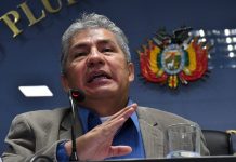 Ministro de Defensa no descarta la candidatura de Arce para las elecciones generales