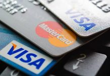 Alta comisión de tarjetas de débito reducen su uso