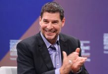 Observan que Claure “sube y baja” candidatos y no descartan que al final esté buscando a su acompañante