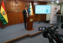 Gobierno niega haber destruido la economía y dice que hay un ‘problema estructural’