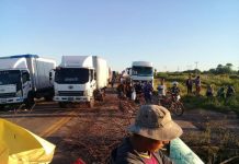 No prosperó el diálogo en Yacuiba, persiste el bloqueo