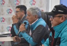 Transportistas y Alcaldía de La Paz acuerdan mejoras en vehículos y evitar el trameaje
