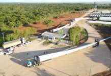 Se inicia el traslado terrestre de los aerogeneradores para el parque eólico en Warnes