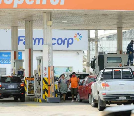 Escasez de combustible persiste durante el feriado de Carnaval