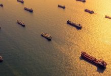 Petróleo: la oferta mundial superará a la demanda en 2025