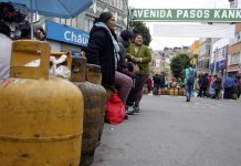 Agro clama por combustible y gastronómicos en apuro