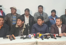 Gobierno garantiza combustible y logra acuerdo con el transporte interprovincial de La Paz