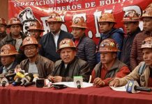 Mineros presionan por un cambio en la COB